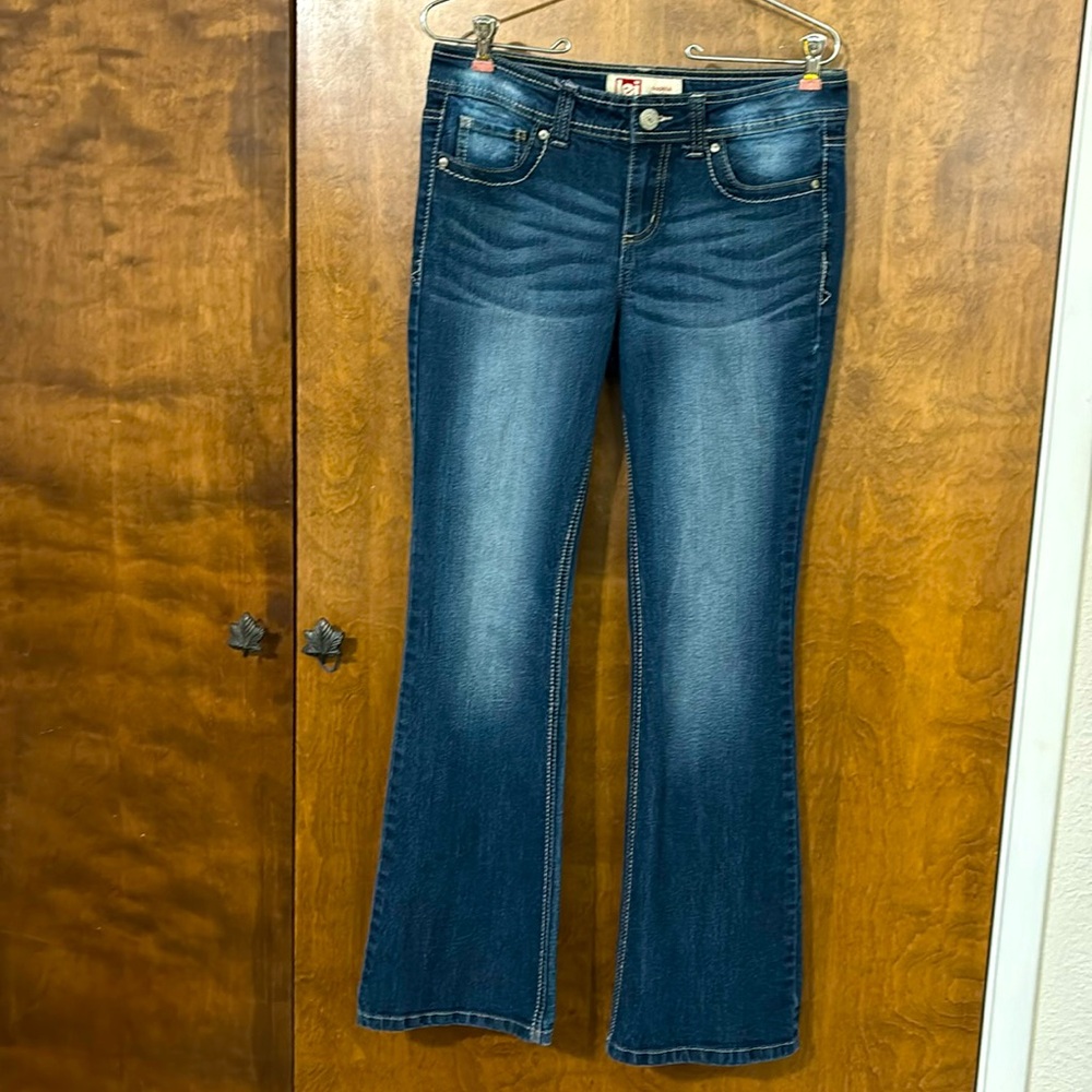Lei Sophia Hipster Flare Jeans